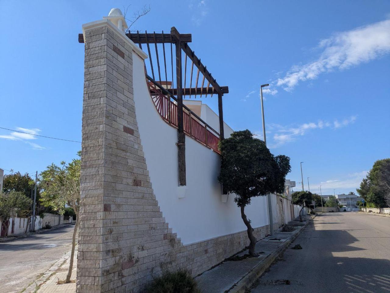 La Nave - Fronte Mare Villa San Foca Exterior photo